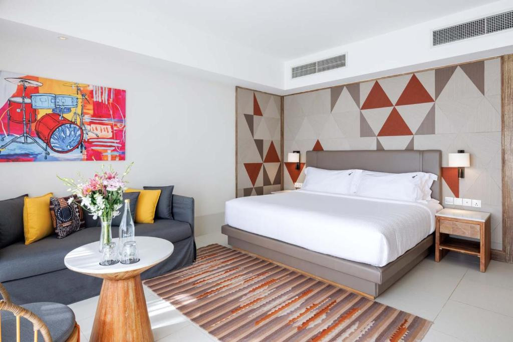 Hard Rock Hotel Maldives 5*