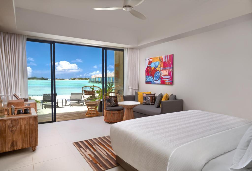 Hard Rock Hotel Maldives 5*