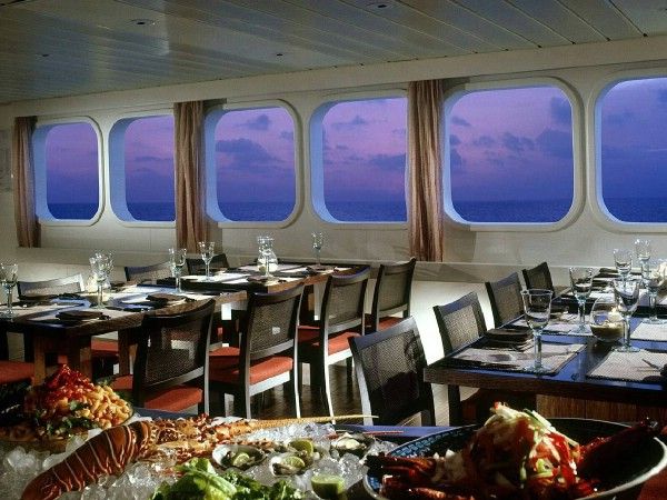 Four Seasons Explorer 5*
