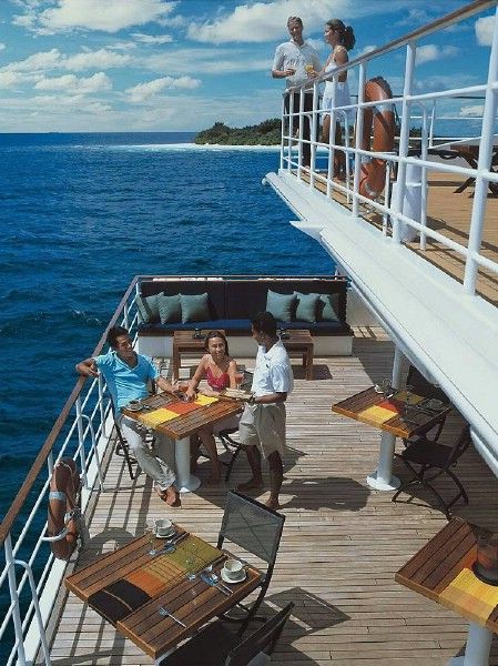 Four Seasons Explorer 5*