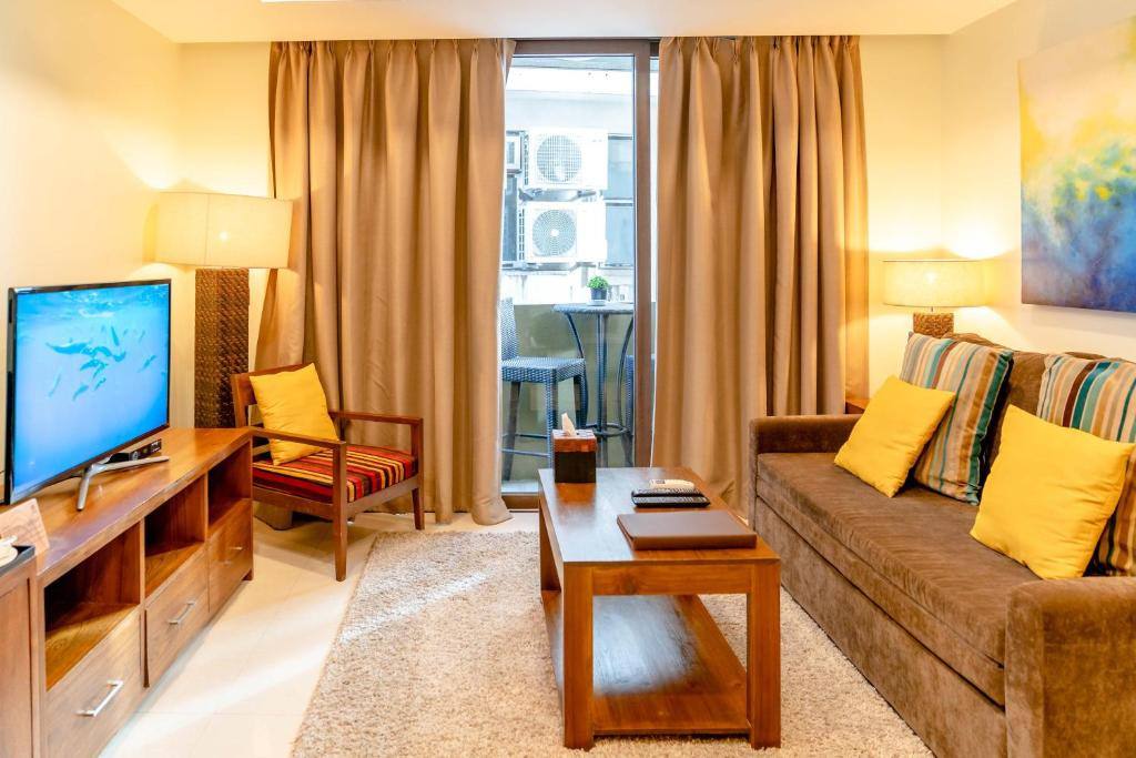 Somerset Hotel 4*