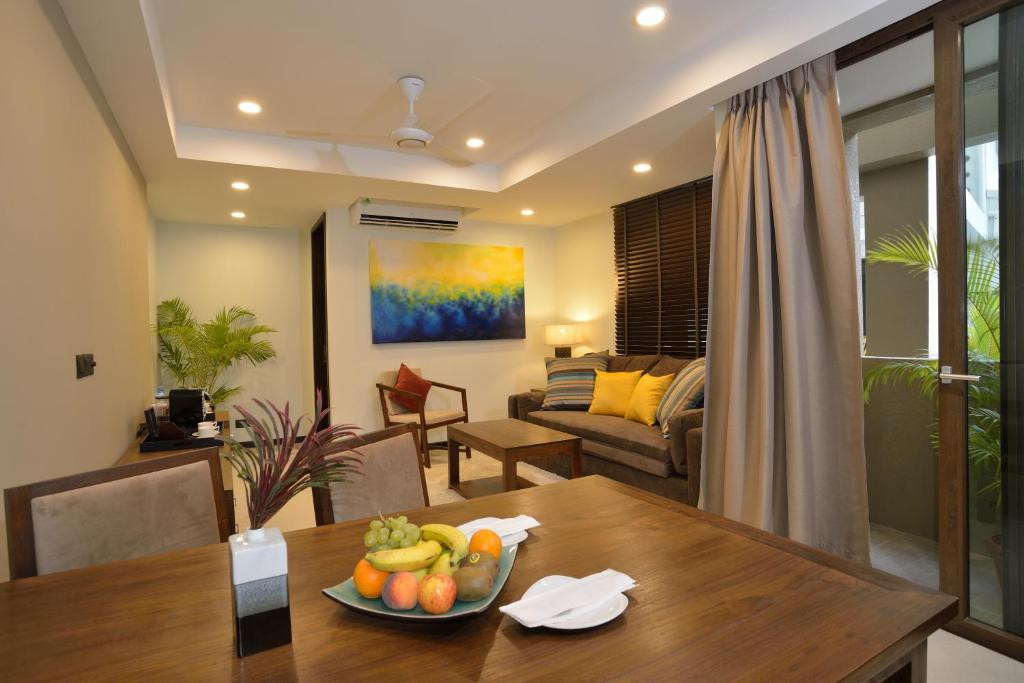 Somerset Hotel 4*