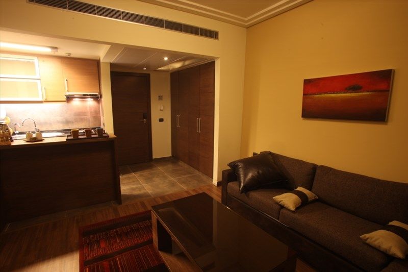 Britannia Suites 5*