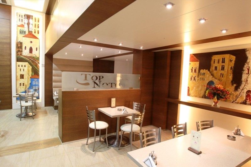 Britannia Suites 5*