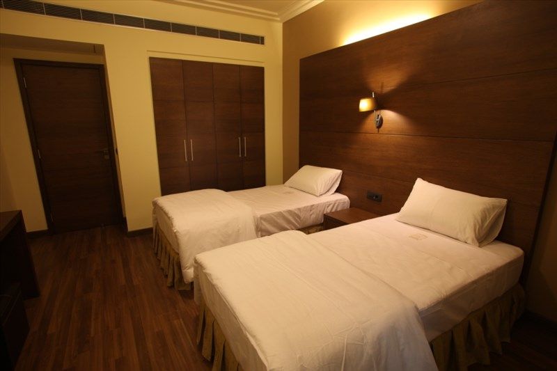 Britannia Suites 5*