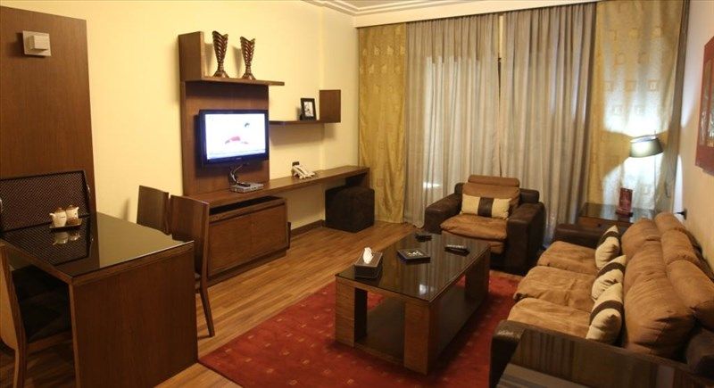 Britannia Suites 5*