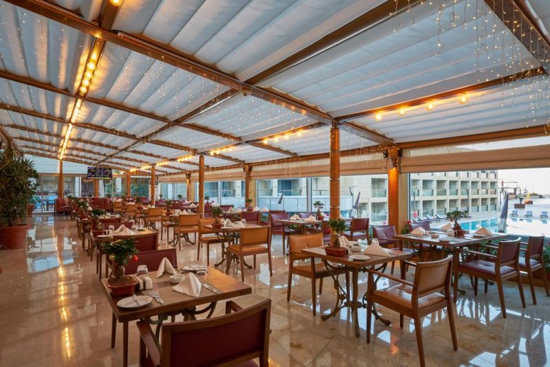 Coral Beach Hotel & Resort 5*