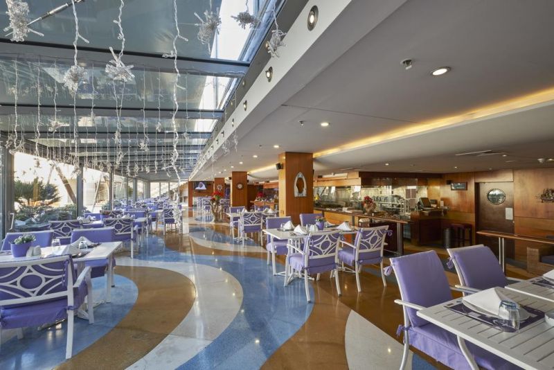 Coral Beach Hotel & Resort 5*