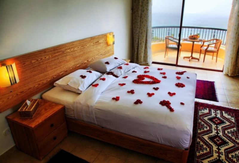 Edde Sands Beach Resort 4*