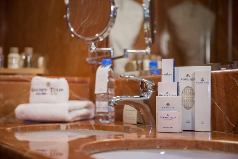 Golden Tulip Galleria 4*