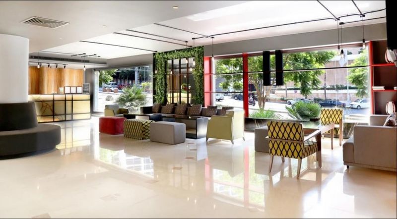 Monroe 4*