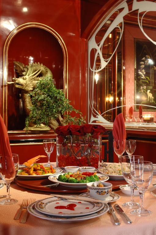 Regency Palace 5*