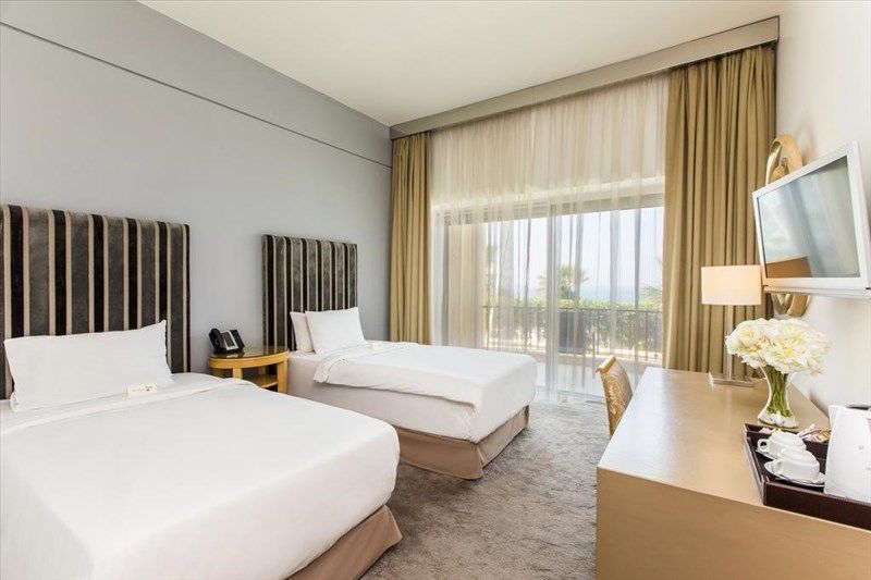 Riviera Beirut 5*