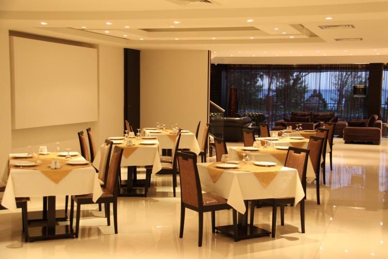 Rivoli Palace 4*