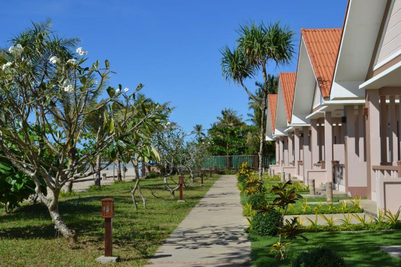 Grand Ngwe Saung Resort 3*