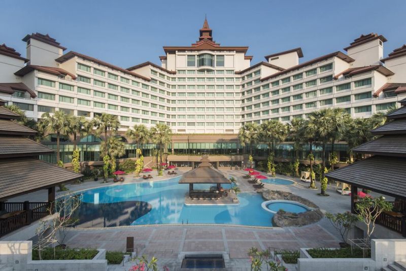 Sedona Hotel Yangon 5*