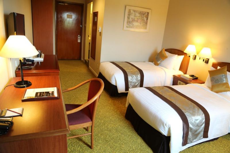 Summit Parkview Hotel 4*