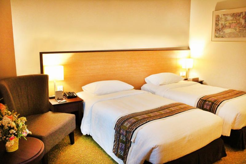 Summit Parkview Hotel 4*