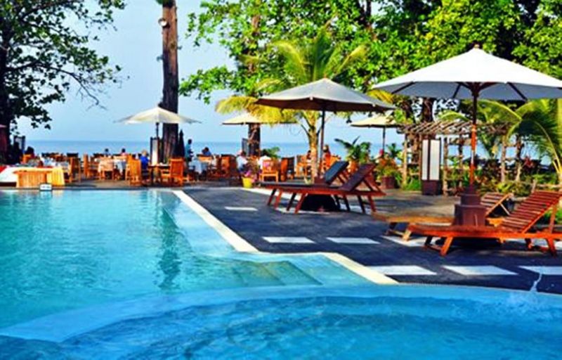 Thande Beach Hotel 3*