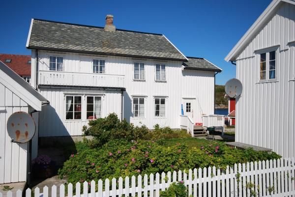 Angelamfi Hitra Kvenvaer Apt 3*