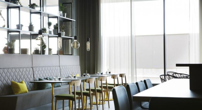 Comfort Hotel Bergen Airport 3*