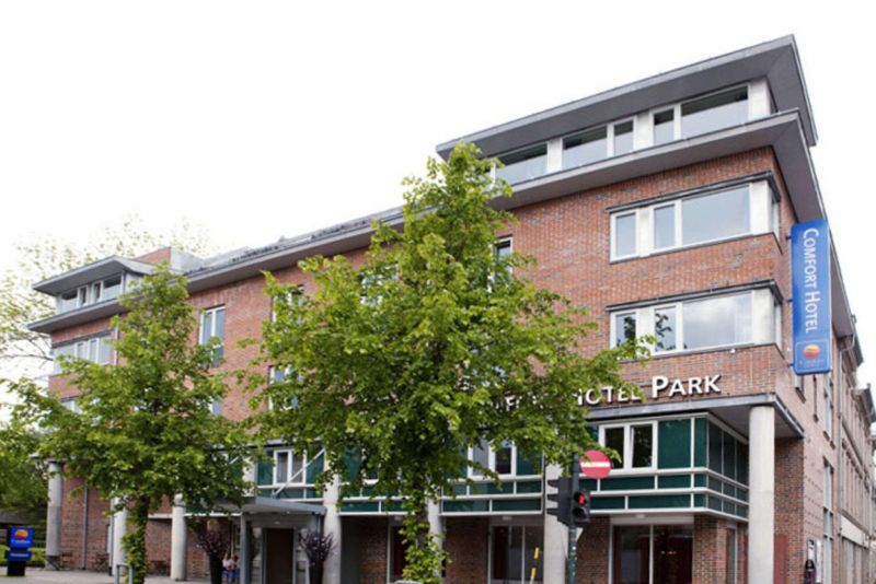 Comfort Hotel Park 4*
