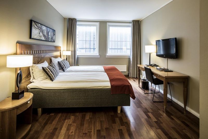 First Hotel Millenium 4*