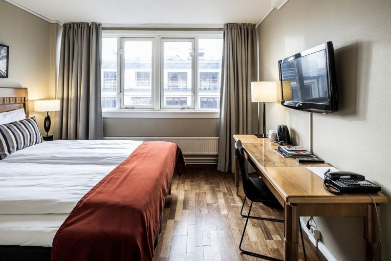 First Hotel Millenium 4*
