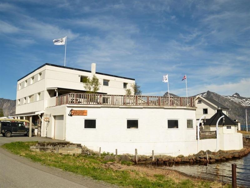 Mefjord Brygge Hotel 3*