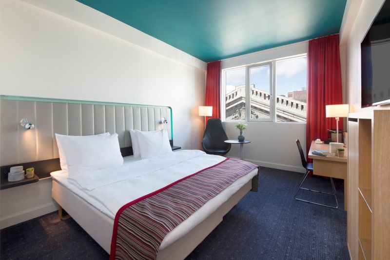 Park Inn By Radisson Oslo 3*