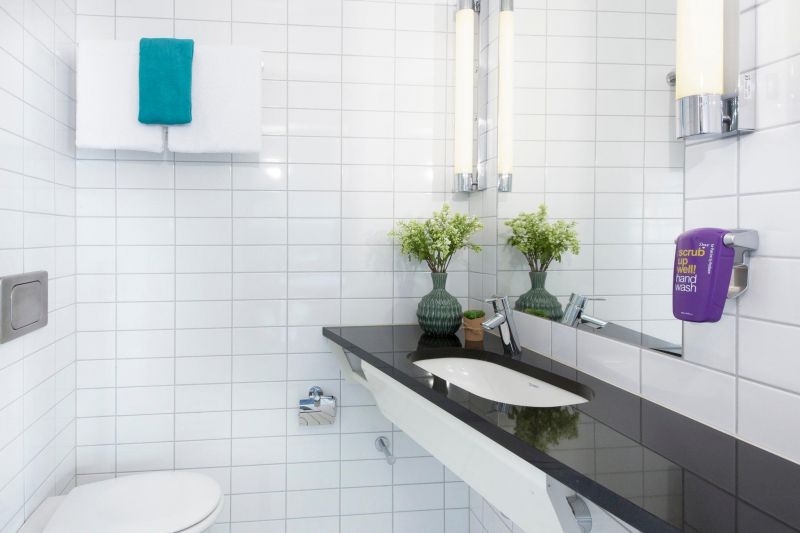 Park Inn By Radisson Oslo 3*