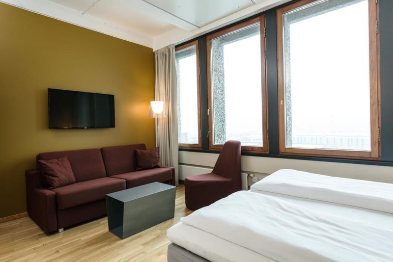 Quality Hotel 33 4*