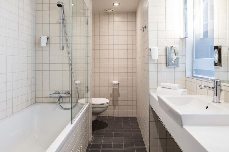 Quality Hotel 33 4*