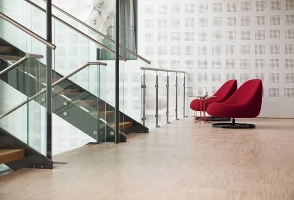 Quality Hotel Waterfront 4*