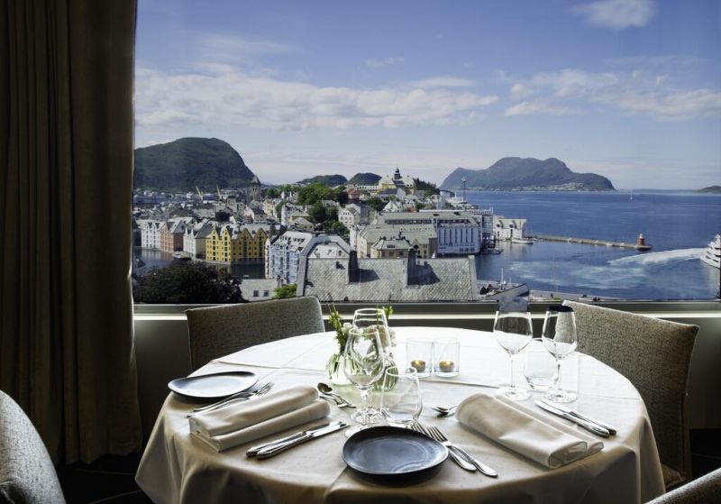 Scandic Parken 4*
