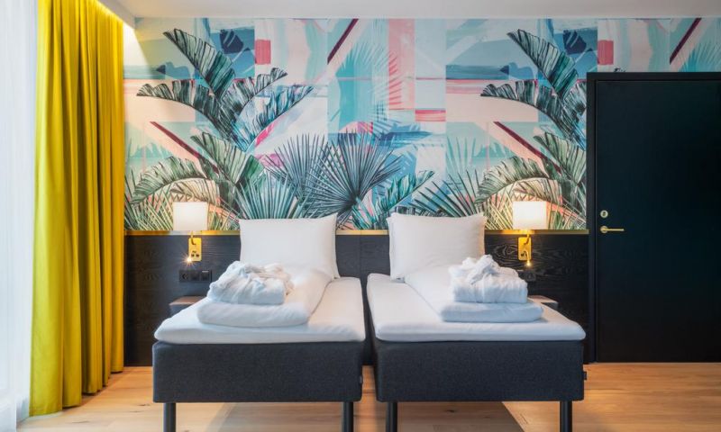 Thon Hotel Storo 4*