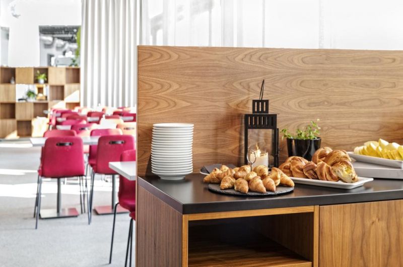 First Hotel Arlanda Airport 3*