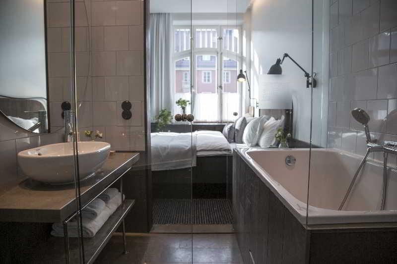 Miss Clara Hotel By Nobis 4*