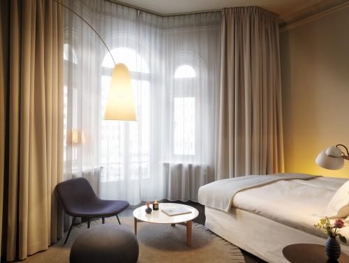 Nobis 5*
