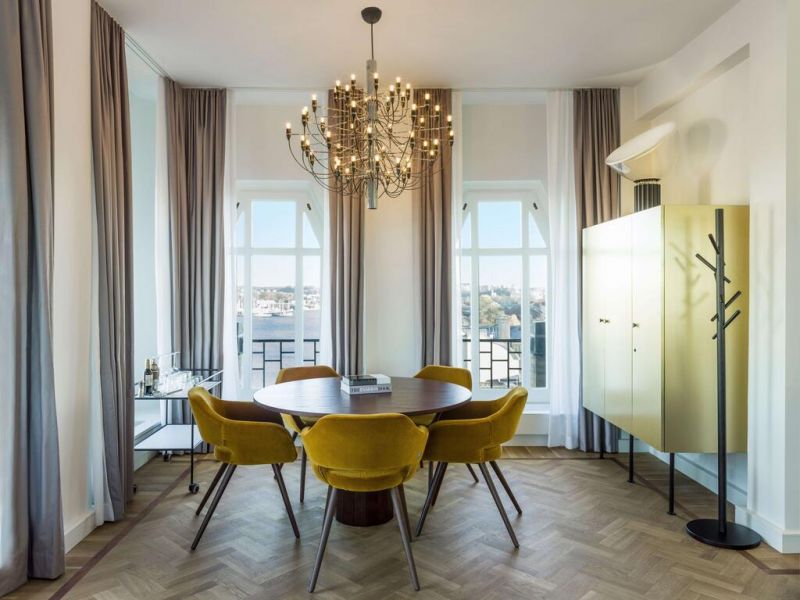Radisson Collection Strand Hotel 4*