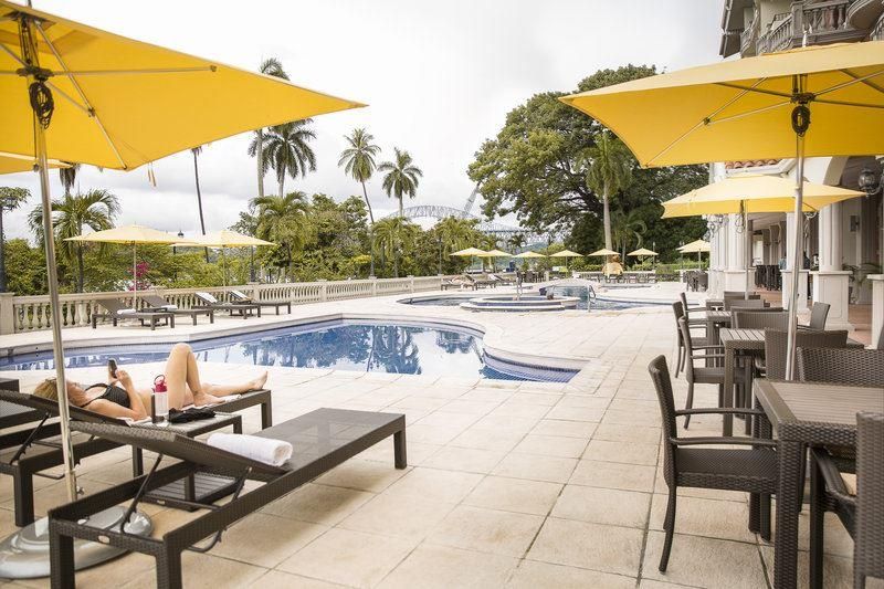 Radisson Hotel Panama Canal 3*