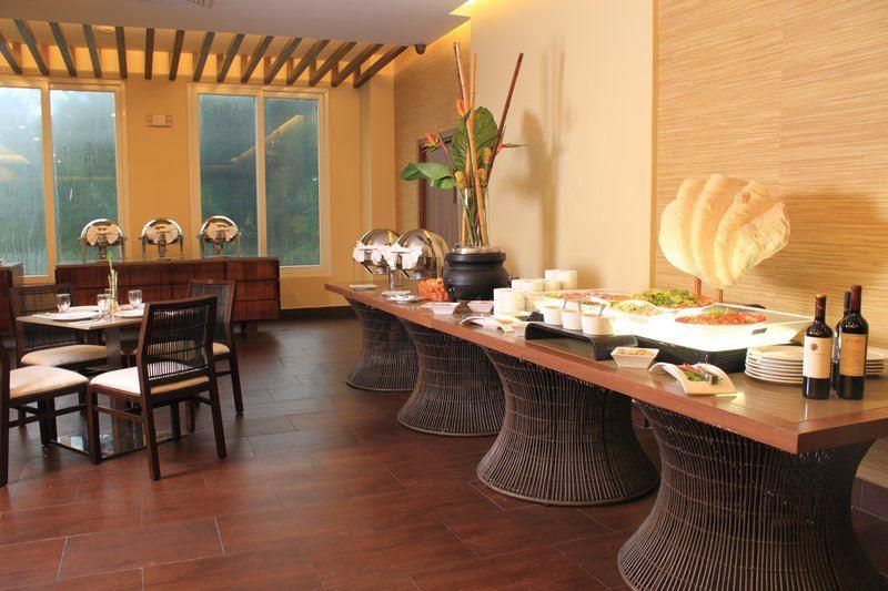 Radisson Hotel Panama Canal 3*