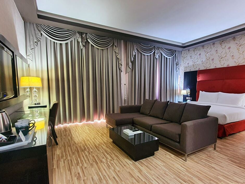 Sunday Mangrove Corniche Hotel 4*