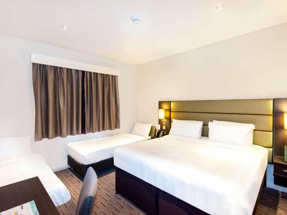 Premier Inn Dubai Ibn Battuta Mall 3*