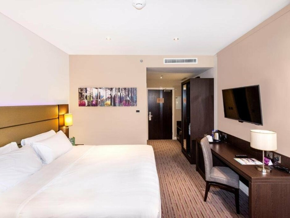 Premier Inn Dubai Ibn Battuta Mall 3*