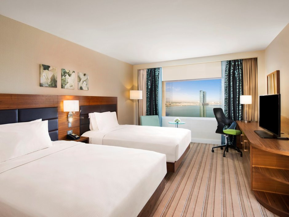Hilton Garden Inn Ras Al Khaimah 4*
