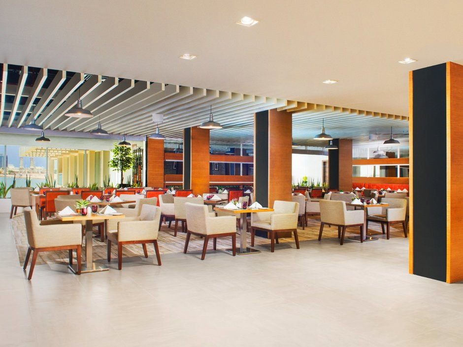 Hilton Garden Inn Ras Al Khaimah 4*
