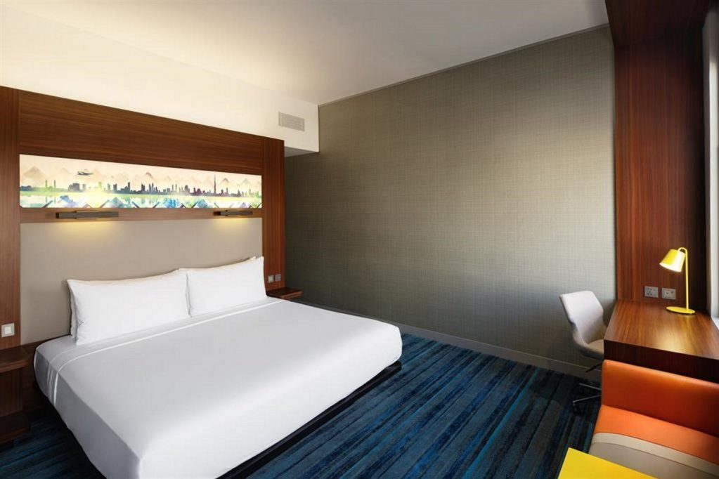 Aloft Dubai South 4*