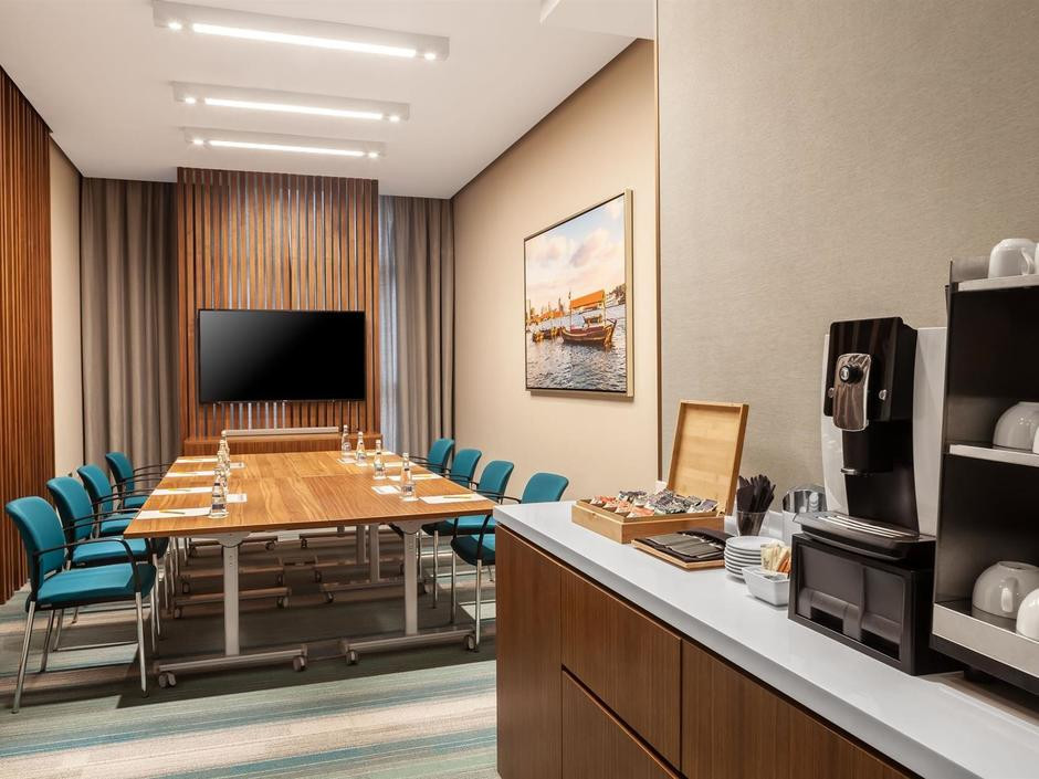Doubletree By Hilton Dubai Al Jadaf 4*