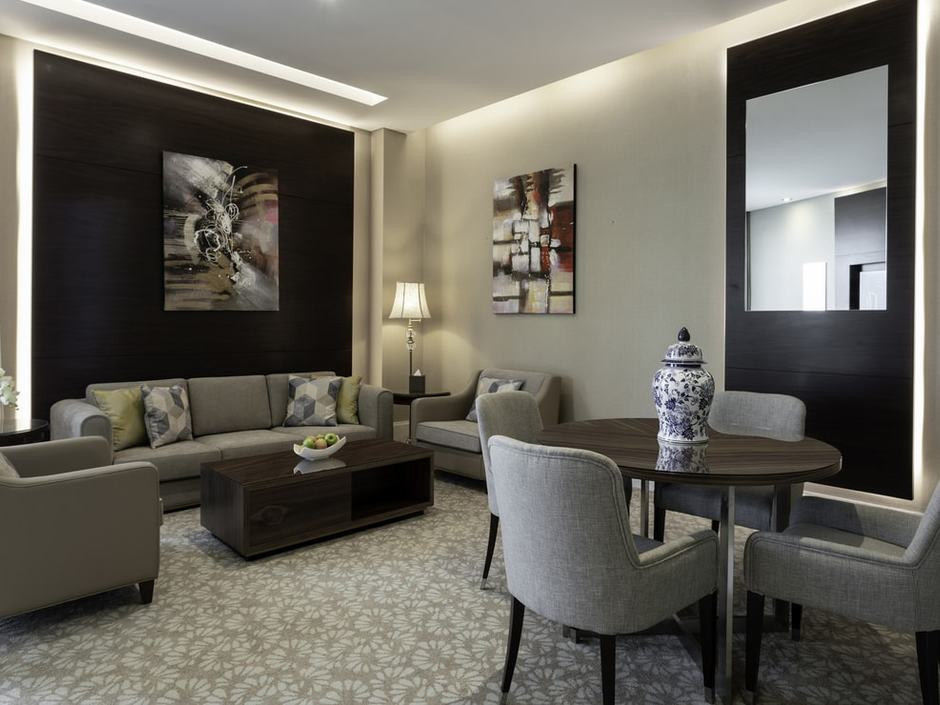 Renaissance Business Bay 5*